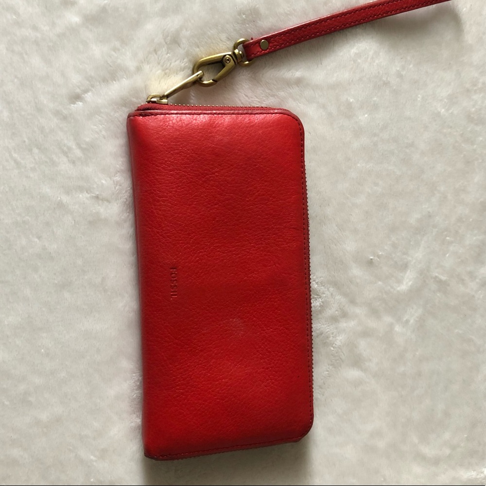 Red Fossil Wallet - image 1